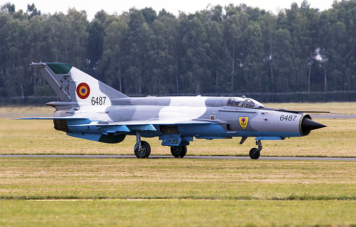 Kämpfer, der Flugplatz, Mehrzweck, Die MiG-21, HD-Hintergrundbild