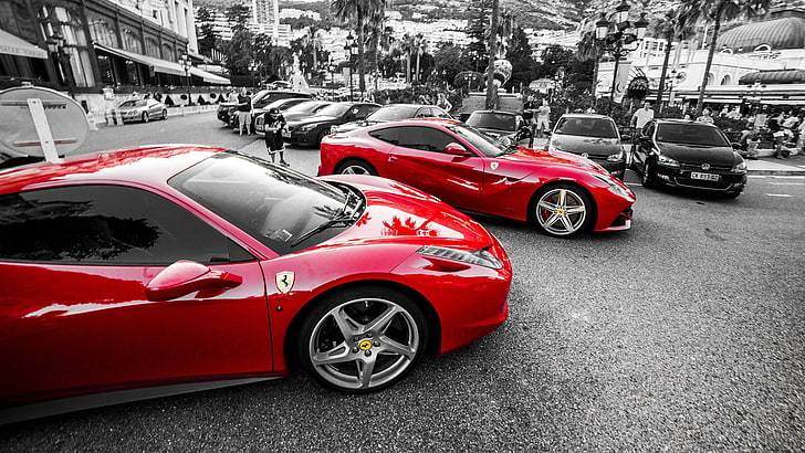 cupê Ferrari vermelho estacionado, Ferrari F12berlinetta, Ferrari F12, Ferrari, Ferrari 458, coloração seletiva, carros vermelhos, veículo, carro, HD papel de parede