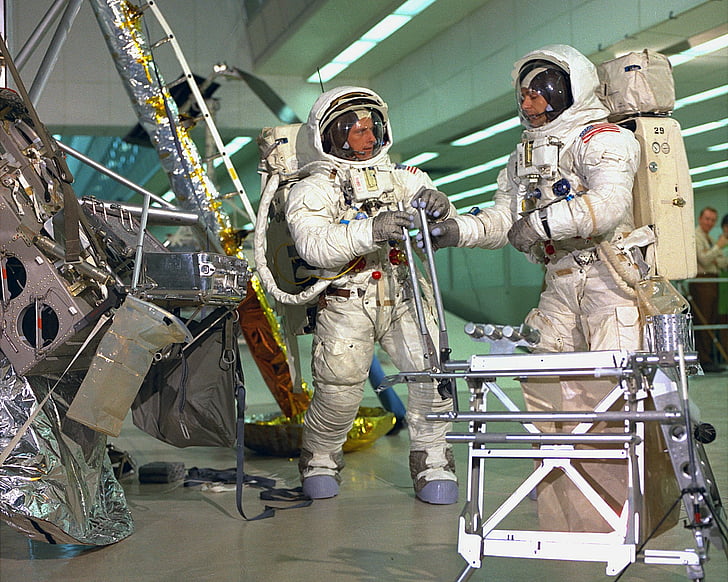 صنع الإنسان ، ناسا ، أبولو 12 ، رائد فضاء ، مركز كينيدي للفضاء، خلفية HD