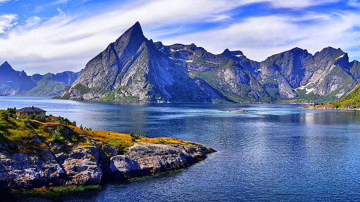 Norveç'te Reine Köyü Bir Balıkçı Köyü Ve Nordland 4k Bölgesi Moskennis Belediyesi Yönetim Merkezi Duvar Kağıdı Yüksek Çözünürlük 3840 × 2160, HD masaüstü duvar kağıdı
