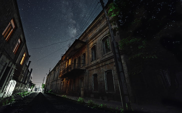 Armenia, Gyumri, brown concrete house, Vintage, Galaxy, City, Beautiful, Night, Stars, Road, Buildings, Amazing, sky, night scenes, armenia, gyumri, HD wallpaper