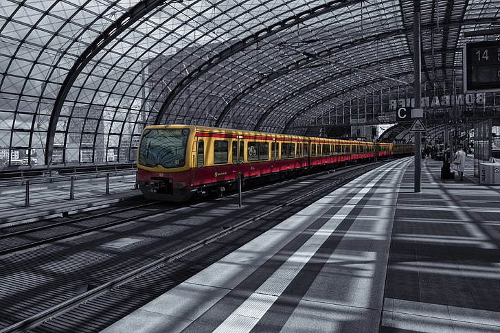 Architektur, Berlin, Gebäude, Plattform, Eisenbahn, Bahnhof, selektive Farbe, Station, Zug, Bahnhof, Transportsystem, Tunnel, HD-Hintergrundbild