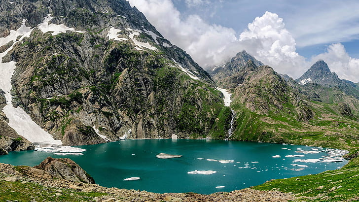 ทะเลสาบ Gadsar หรือบ่อน้ำ Yemsar Ganderbal ในหุบเขาแคชเมียร์ที่ระดับความสูง 3600 เมตรมีความยาวสูงสุด 0.85 กิโลเมตรและความกว้างสูงสุด 0.76 ไมล์, วอลล์เปเปอร์ HD