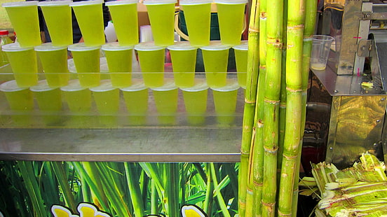 Sugarcane Juice, juice, white, sugarcane, juice machine, 3d and abstract, HD wallpaper HD wallpaper