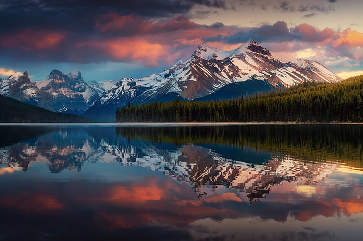 badan air di samping pepohonan hijau, Kanada, penuh warna, refleksi, alam, pegunungan, pemandangan, Wallpaper HD