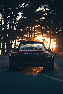 залез, Porsche, кола, слънчева светлина, път, дървета, фотография, боке, HD тапет HD wallpaper