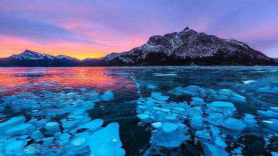 氷、山の湖、アルバータのロッキー山脈、アブラハム湖、氷の泡、凍った泡、穏やかな、凍った、泡、氷山、自然、水中、カナダのロッキー山脈、アルバータ、水、カナダ、山、空、反射、 HDデスクトップの壁紙 HD wallpaper