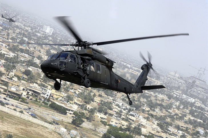 ブラックヘリコプター、uh-60、ブラックホーク、シコルスキー航空機、ヘリコプター、飛行、空、 HDデスクトップの壁紙