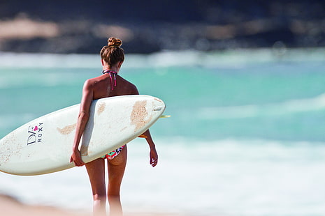 tavola da surf grigia, spiaggia, ragazza, oceano, sport, biondo, surf, tavola, Sfondo HD HD wallpaper