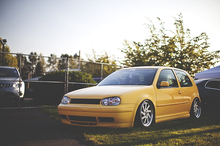 yellow Volkswagen Golf Mk4 3-door hatchback, style, Volkswagen, Golf, stance, mk4, stens, HD wallpaper