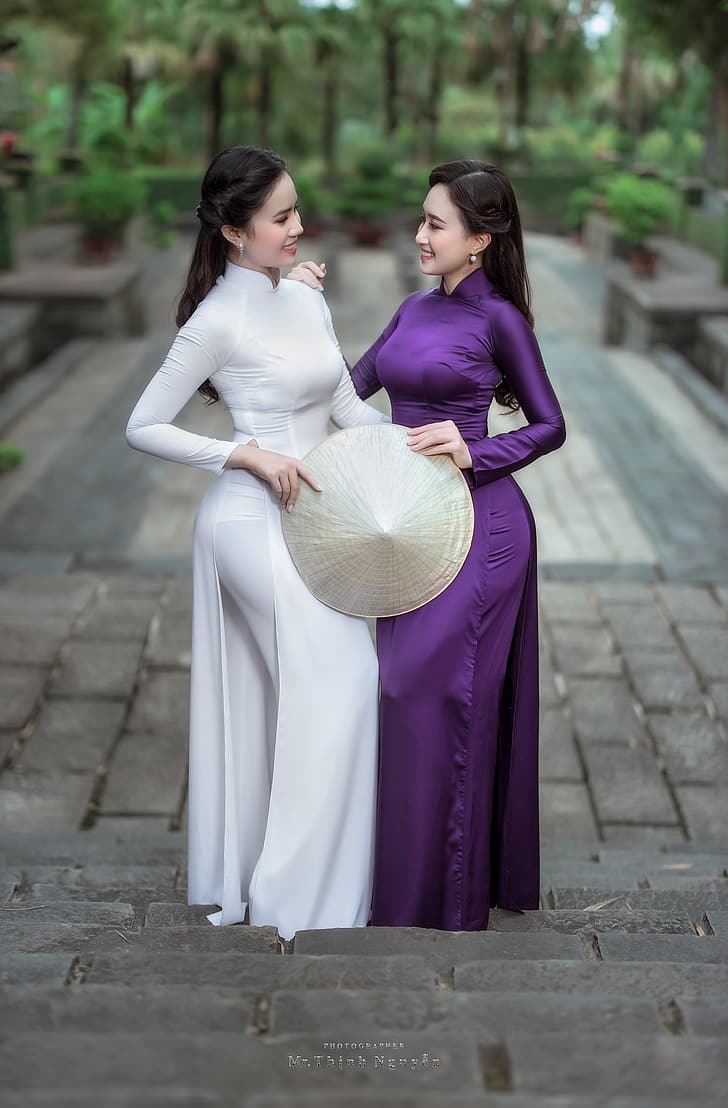 women, áo dài, white dress, purple dress, vietnamese, depth of field, leaf hat, Asian, HD wallpaper