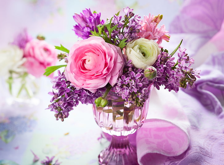 분홍색과 보라색 꽃잎 꽃, 꽃다발, 꽃병, 라일락, 미나리 아재 비, HD 배경 화면
