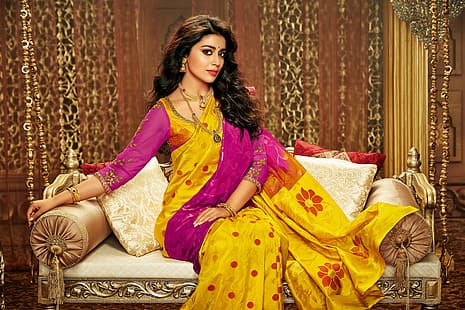 modello, donne, rossetto rosso, attrice, saree, collana, braccialetti, seduta, trucco indiano, attrici di Bollywood, shriya saran, Sfondo HD HD wallpaper