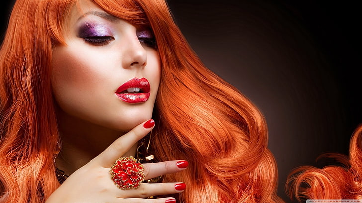 женщины, лицо, рыжая, открытый рот, портрет, модель, красная помада, накрашенные ногти, макияж, длинные волосы, HD обои