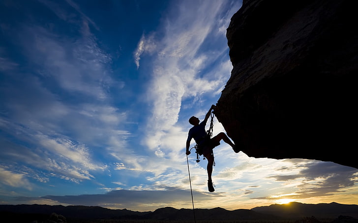 climber extreme silhouette-Sport HD Wallpaper, silhouette of man climbing mountain, HD wallpaper