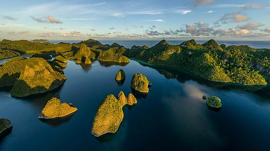 пейзаж природа остров тропически залез море въздушен изглед Eden Raja Ampat Индонезия, HD тапет HD wallpaper