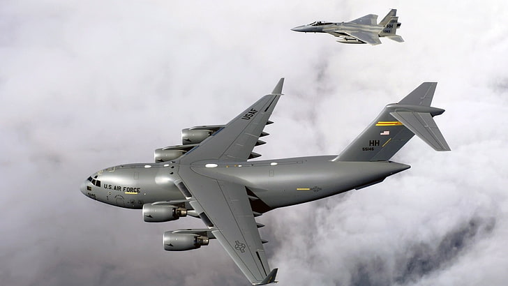 два серых боевых самолета, орел f-15, c-17 globemaster, самолеты, небо, облака, HD обои