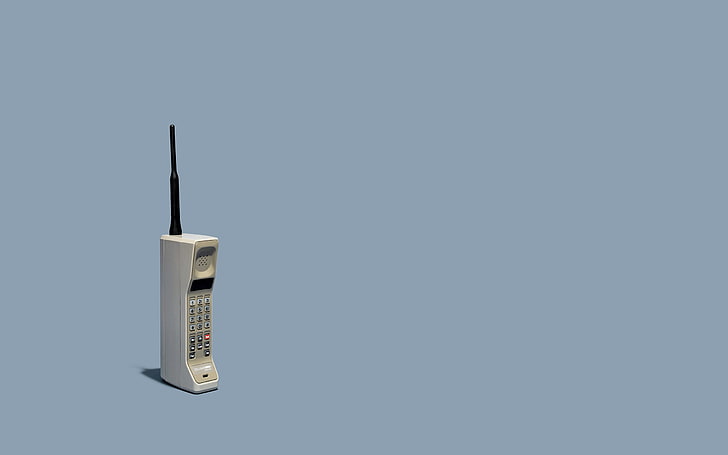 teléfono inalámbrico blanco, Motorola DynaTAC, teléfono celular, tecnología, fondo simple, Fondo de pantalla HD