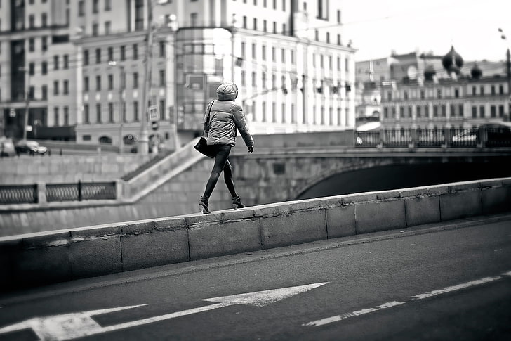 dziewczyna, miasto, Moskwa, chód, spacer po ulicy, Tapety HD