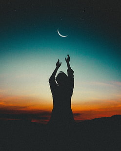 Silhouette eines Mannes, Silhouette, Mann, Nacht, Mond, Himmel, HD-Hintergrundbild HD wallpaper