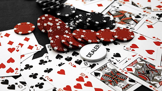 Fichas de pôquer e cartas de jogar de várias cores, Jogo, Pôquer, HD papel de parede HD wallpaper