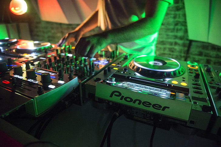 white and gray Pioneer DJ controller, turntables, mixing consoles, DJ, HD wallpaper