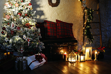 decoración, juguetes, árbol, Año Nuevo, Navidad, regalos, chimenea, diseño, Feliz Navidad, Navidad, interior, hogar, árbol de Navidad, celebración navideña, Fondo de pantalla HD HD wallpaper