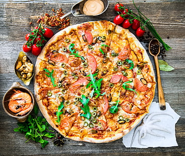 еда, пицца, помидоры, черный перец (специи), оливки, креветки, HD обои HD wallpaper