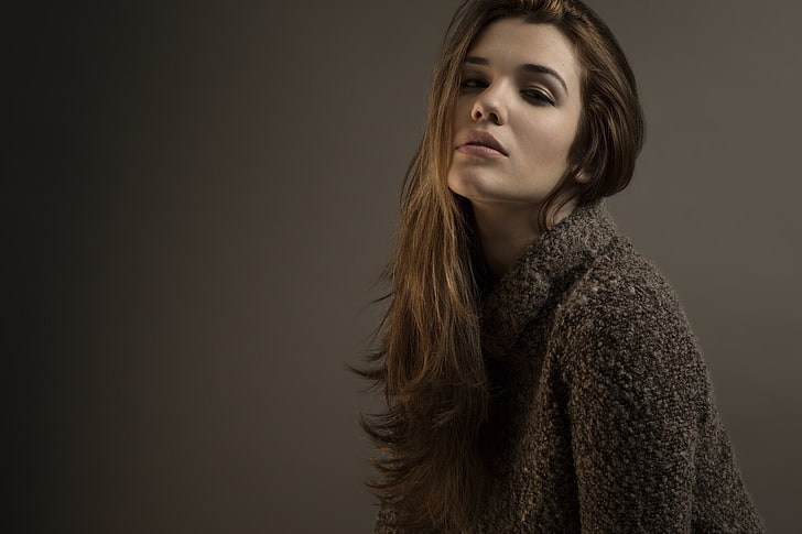 women, brunette, portrait, pullover, simple background, Zoey Deutch, sweater, HD wallpaper