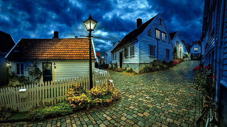 house, street, light, cloudy, stones, road, cobblestones, lamp, blace, cosy, HD wallpaper