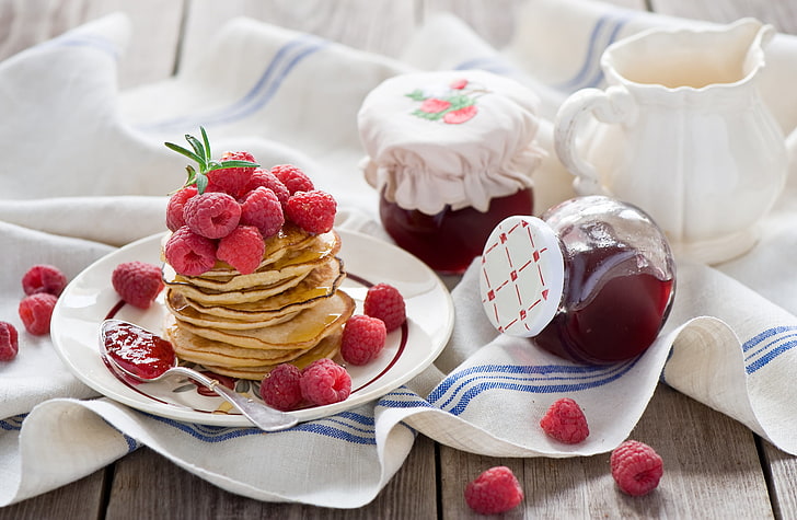 raspberries and pan cake, pancakes, jam, raspberry, crockery, HD wallpaper