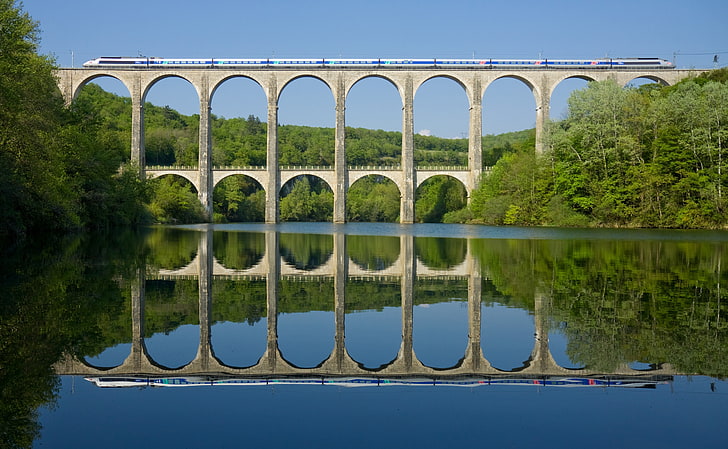 Natur, Landschaft, Wasser, Brücke, Zug, Hügel, Bäume, Architektur, Eisenbahn, Reflexion, Bogen, Frankreich, TGV, HD-Hintergrundbild