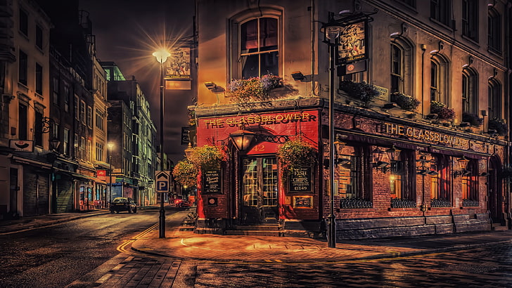 röd och grå betongbyggnad, stad, natt, London, pub, restaurang, gata, våt gata, trottoarer, HD tapet
