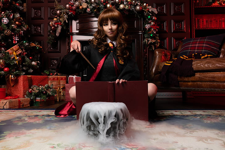 Helly von Valentine, Disharmonica, cosplay, Hermione Granger, Harry Potter, Gryffindor, schoolgirl, women, model, brunette, magic, portrait, looking away, smiling, chimneys, couch, on the floor, Christmas Tree, Christmas ornaments, gift, presents, sitting, wands, women indoors, Christmas, HD wallpaper