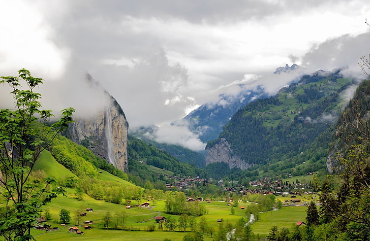 Lauterbrunnen Valley, สวิตเซอร์แลนด์, ต้นไม้ใบเขียว, ยุโรป, สวิตเซอร์แลนด์, ฤดูใบไม้ผลิ, หุบเขา, ภูเขา, เทือกเขาแอลป์, อินเทอร์ลาเคน, interlakenoberhaslid district, CantonofBern, alpinemeadows, Lauterbrunnen, วอลล์เปเปอร์ HD