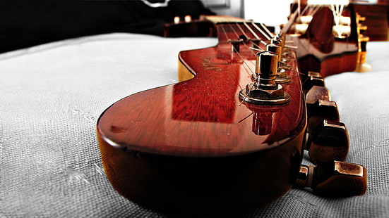 деревянная гитара, коричневая деревянная гитара, гитара, крыло, музыкальный инструмент, HD обои HD wallpaper