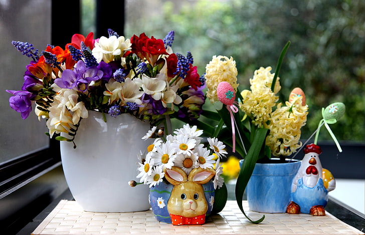 assorted-color freesia flowers, daisy flowers, and hyacinth flowers centerpieces, daisies, hyacinths, muscari, freesia, flowers, bouquets, beauty, HD wallpaper