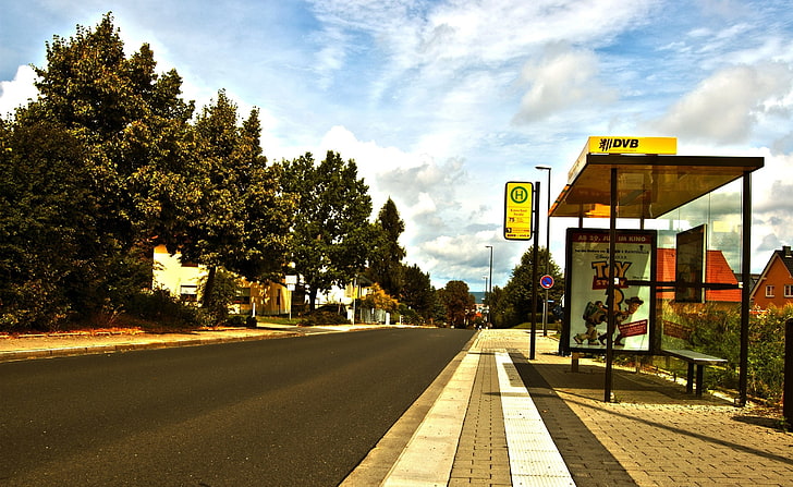 Bus Stop Shelter, czarno-brązowa poczekalnia, miasto, przystanek, schron, Tapety HD
