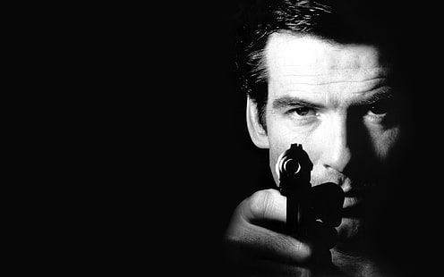 Пирс Брозман, пистолет, черный фон, 007, Пирс Броснан, Джеймс Бонд, HD обои HD wallpaper