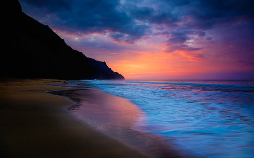غروب الشمس على شاطئ البحر ، السماء الأرجواني والأزرق ، السحب ، الساحل ، البحر ، الشاطئ ، الغروب ، الأرجواني ، الأزرق ، السماء ، الغيوم ، الساحل، خلفية HD HD wallpaper