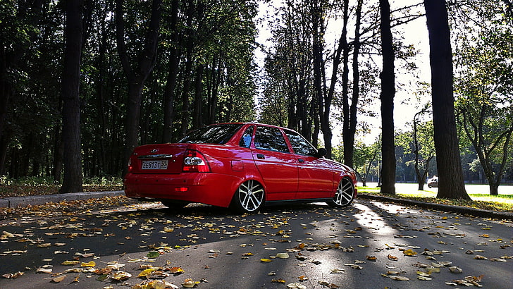 red sedan, road, leaves, drives, red, very, prior, priora, Lada 2170, HD wallpaper