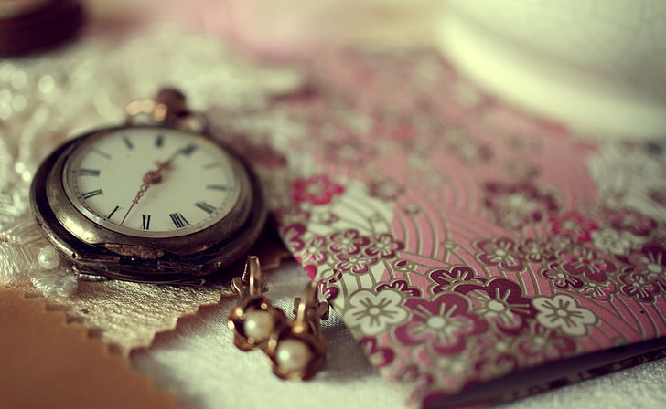 Old Clock, gold-colored pocket watch, Vintage, Clock, HD wallpaper