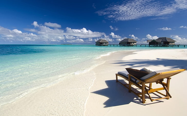 poltrona in legno marrone, Maldive, spiaggia, mare, natura, Sfondo HD