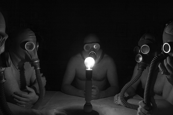 gray gas mask, light bulb, twilight, its atmosphere, men in gas masks, HD wallpaper