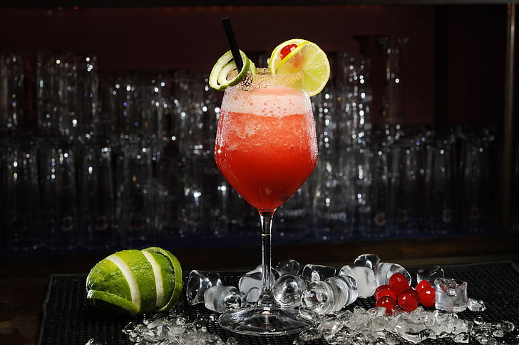 clear cocktail glass, ice, cherry, berries, lemon, glass, cocktail, lime, citrus, drink, Daiquiri, HD wallpaper
