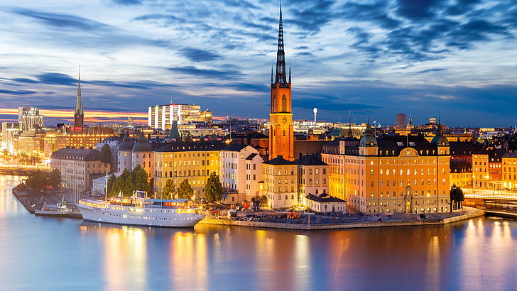 stockholm, dusk, evening, sweden, europe, riddarholmen, island, islet, riddarholmen church, church, tower, medieval architecture, medieval, cityscape, city lights, HD wallpaper