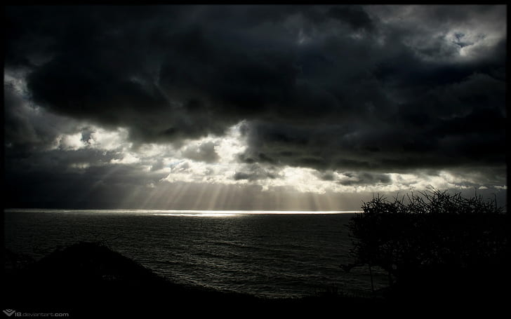 Chmury, morze, promienie słoneczne, czarne chmury, chmury, morze, promienie słoneczne, Tapety HD