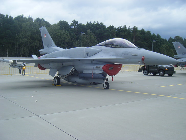 Polen, General Dynamics F-16 Kampffalke, Kampffalke, Düsenjäger, Flugzeug, Militärflugzeug, HD-Hintergrundbild