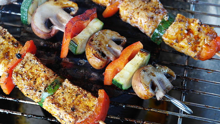 barbecue, bbq, cooking, dinner, embers, food, grilled, grilling, healthy, kebab, meat, mushrooms, pork, vegetables, HD wallpaper