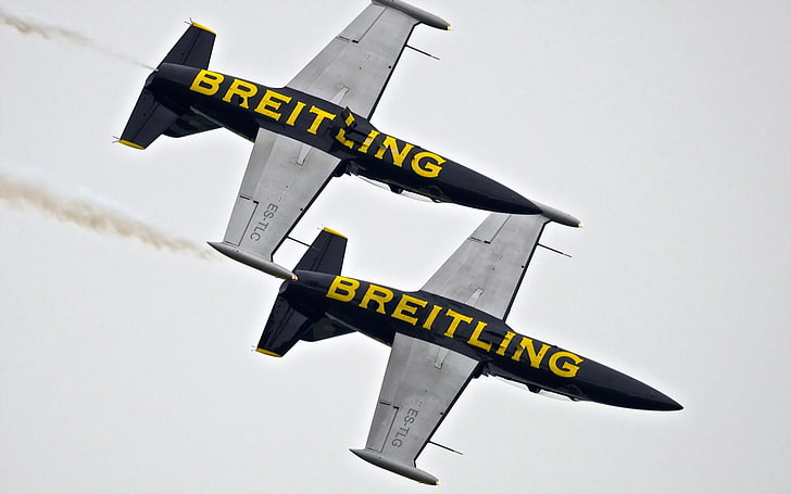 Aero L-39 Albatros ، طائرتان مقاتلتان من طراز Breitlling باللونين الأسود والرمادي ، وطائرات / طائرات ، وطائرة ، وطائرة، خلفية HD
